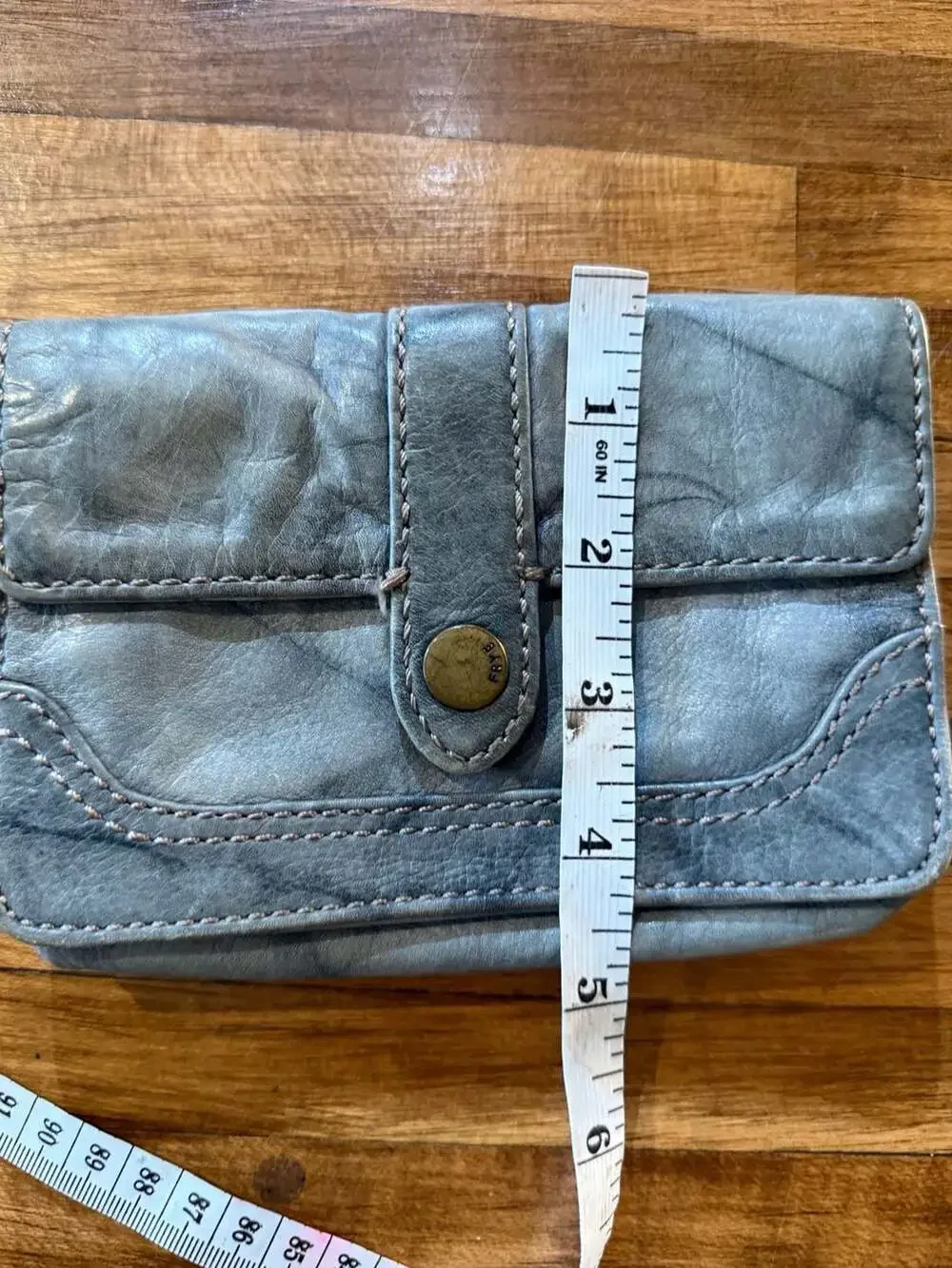 Frye Leather Wristlet Wallet Blue. (L1)